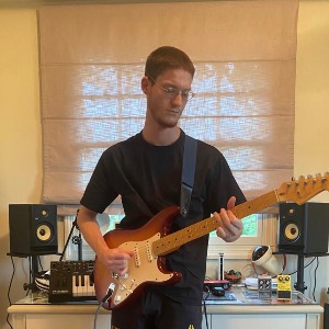 פרופיל מורה של דניאל לברון